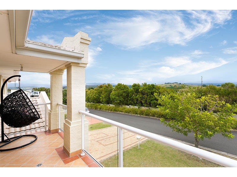 26 Green Crescent, Shell Cove NSW 2529