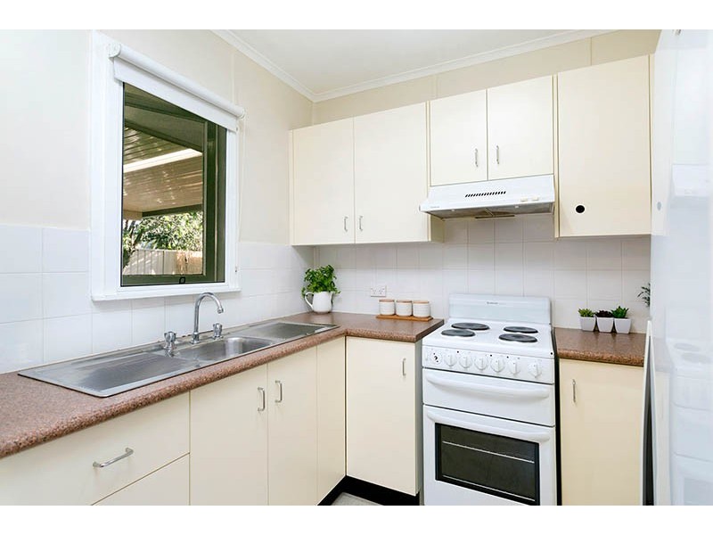 7 Scarf Avenue, Mount Warrigal NSW 2528