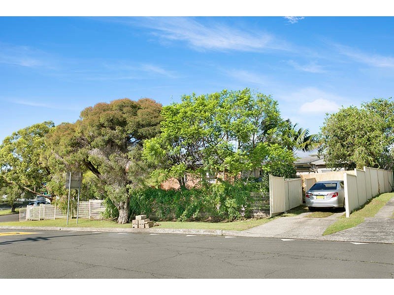7 Scarf Avenue, Mount Warrigal NSW 2528