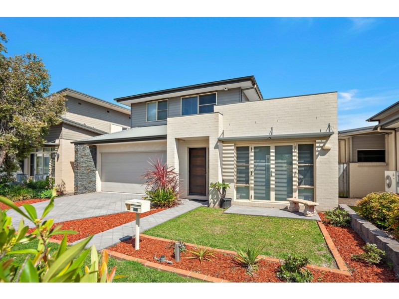 12 Haddin Road, Flinders NSW 2529