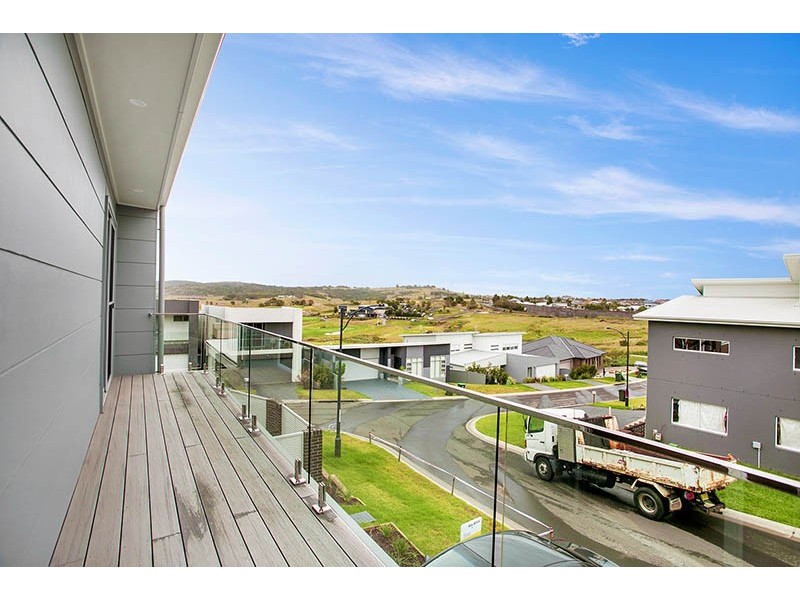 21 National Avenue, Shell Cove NSW 2529