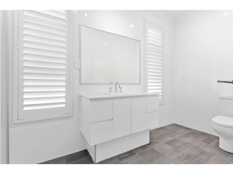 38 Haddin Road, Flinders NSW 2529