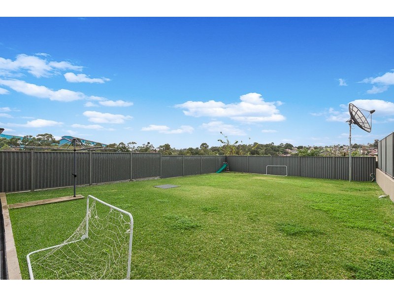 15 Bethlehem Street, Cringila NSW 2502
