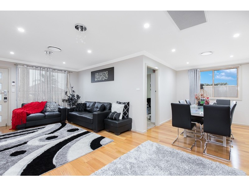 15 Bethlehem Street, Cringila NSW 2502
