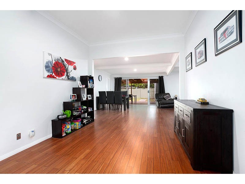 110 Koona Street, Albion Park Rail NSW 2527