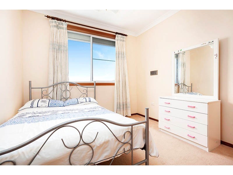 69 Parklands Drive, Shellharbour NSW 2529