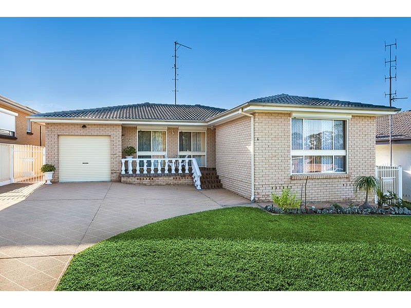 6 Blue Gum Place, Barrack Heights NSW 2528
