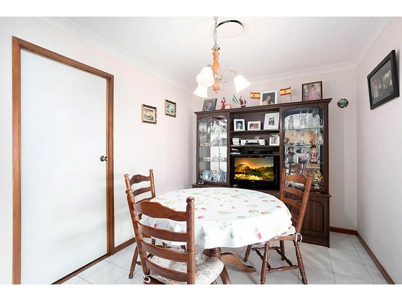 6 Blue Gum Place, Barrack Heights NSW 2528