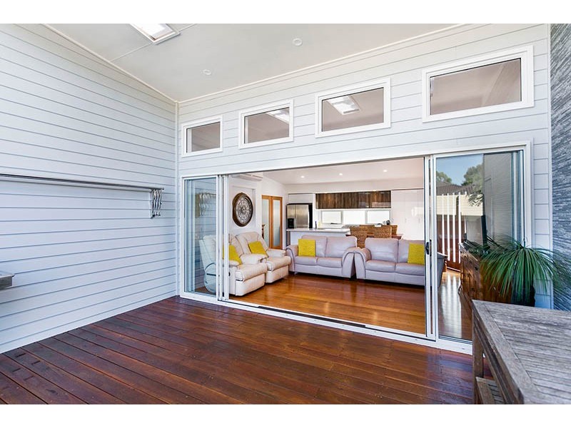 Unit 2/107 Tongarra Road, Albion Park NSW 2527