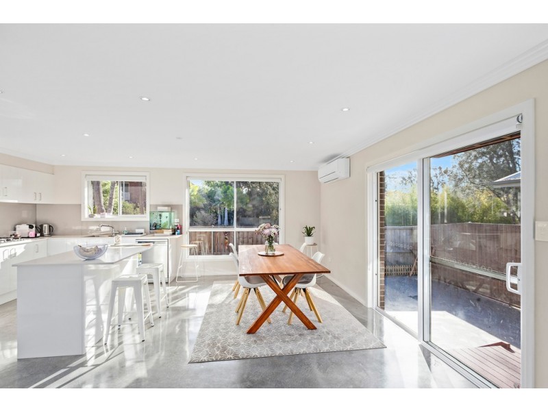 2/129 Koona Street, Albion Park Rail NSW 2527