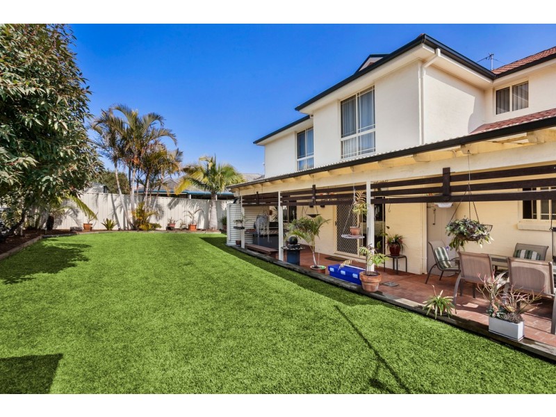 20 Cove Boulevarde, Shell Cove NSW 2529