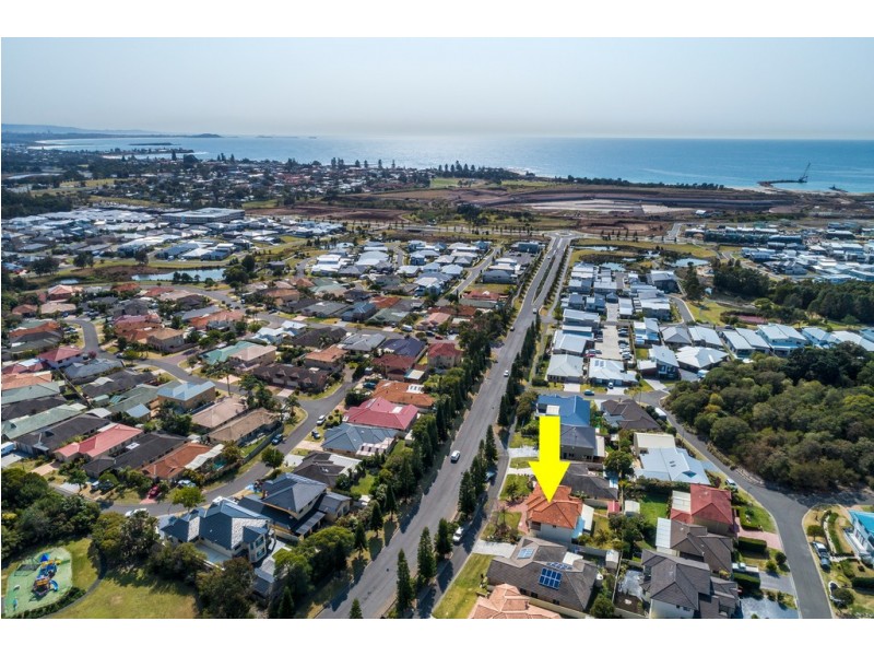 20 Cove Boulevarde, Shell Cove NSW 2529