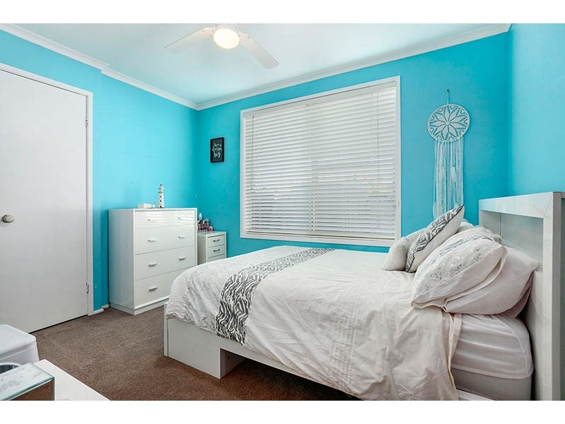 4 Richmond Place, Albion Park NSW 2527