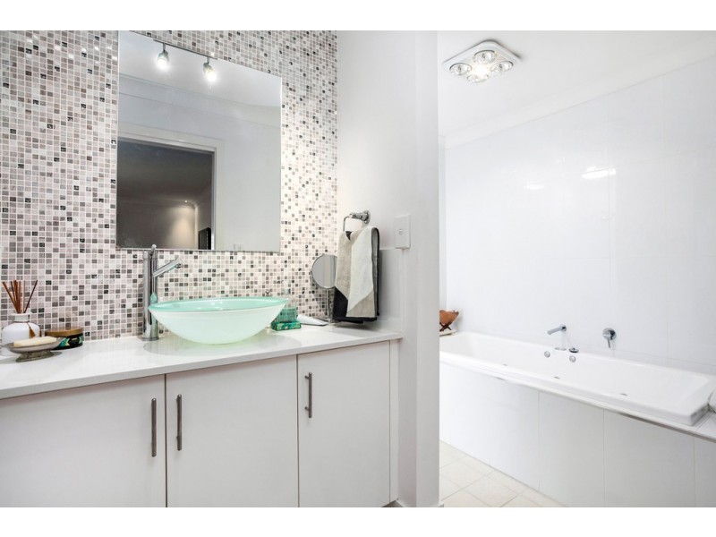 55 Horsley Road, Oak Flats NSW 2529