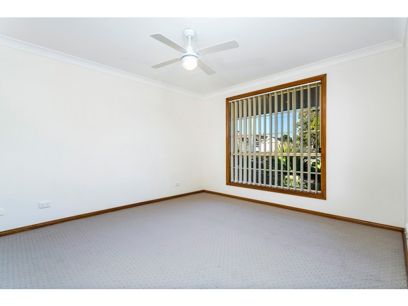 56 Kingston Street, Oak Flats NSW 2529