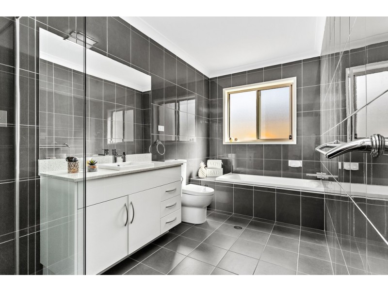 2/71 Wentworth Street, Shellharbour NSW 2529