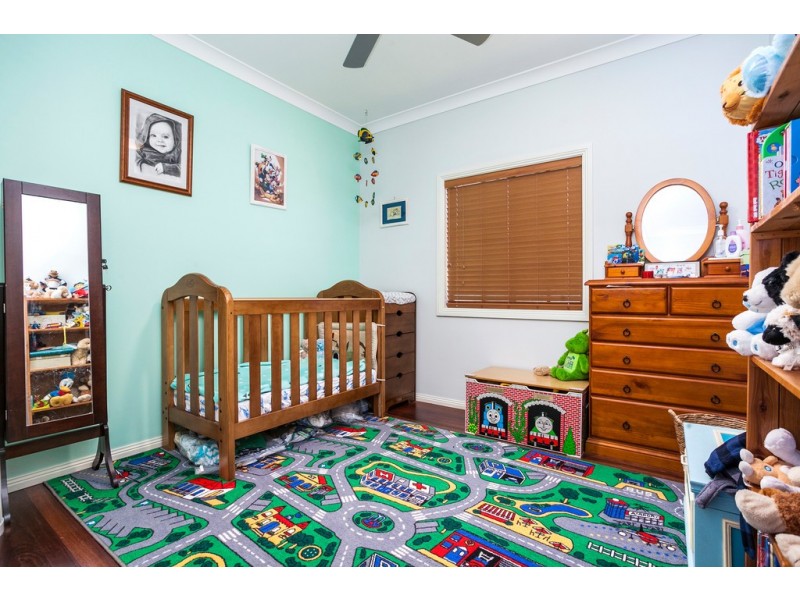 20 Watson Street, Oak Flats NSW 2529