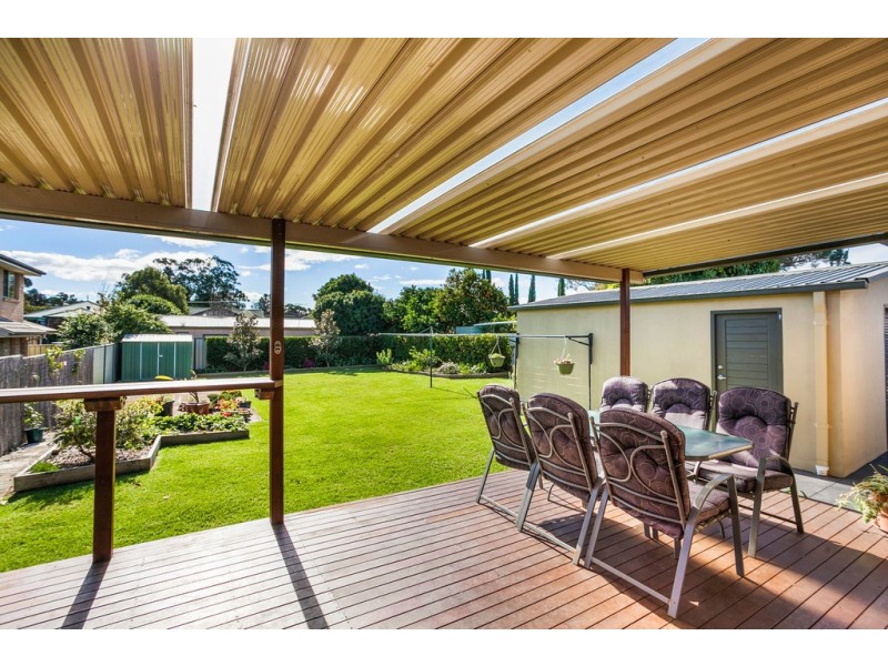 20 Watson Street, Oak Flats NSW 2529