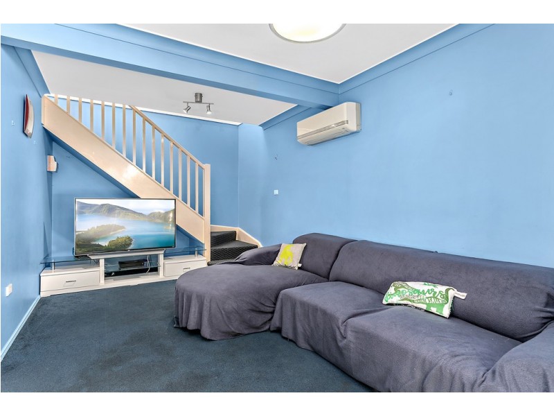 2/40-42 Bateman Avenue, Albion Park Rail NSW 2527