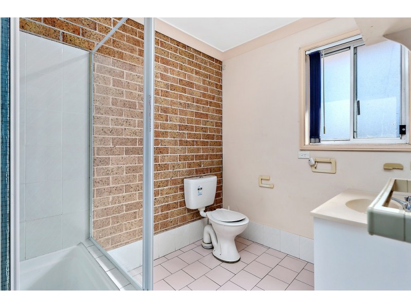 2/40-42 Bateman Avenue, Albion Park Rail NSW 2527