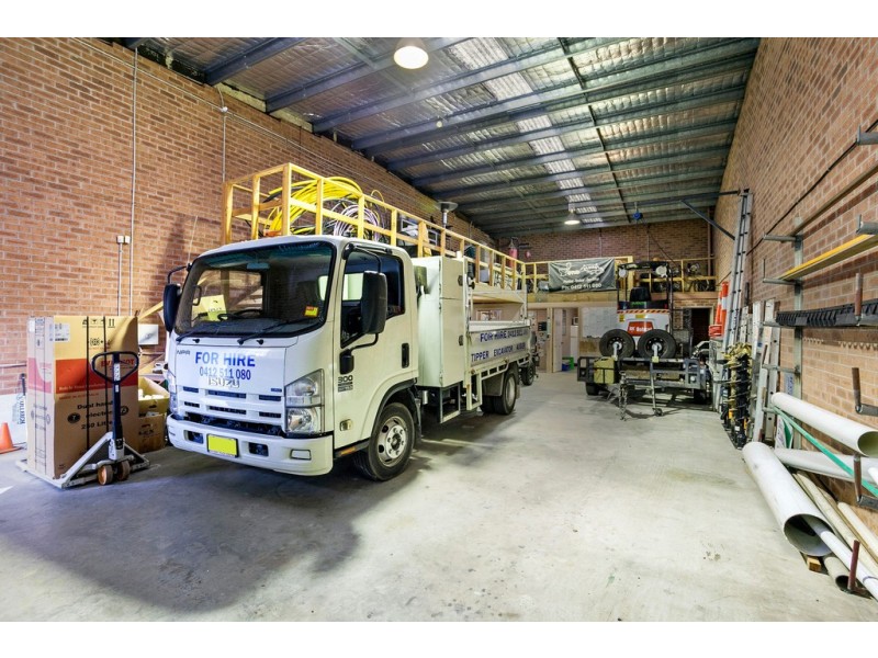 2/148 Industrial Road, Oak Flats NSW 2529