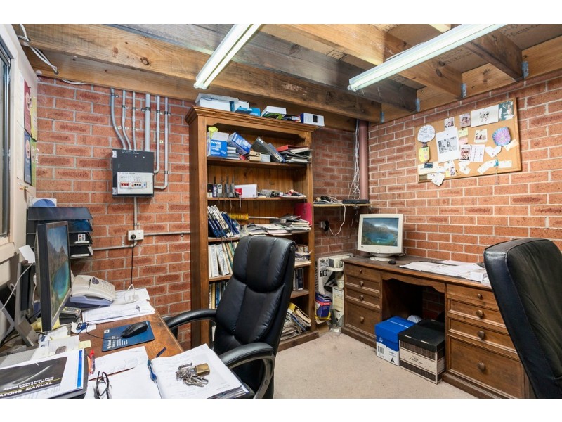 2/148 Industrial Road, Oak Flats NSW 2529