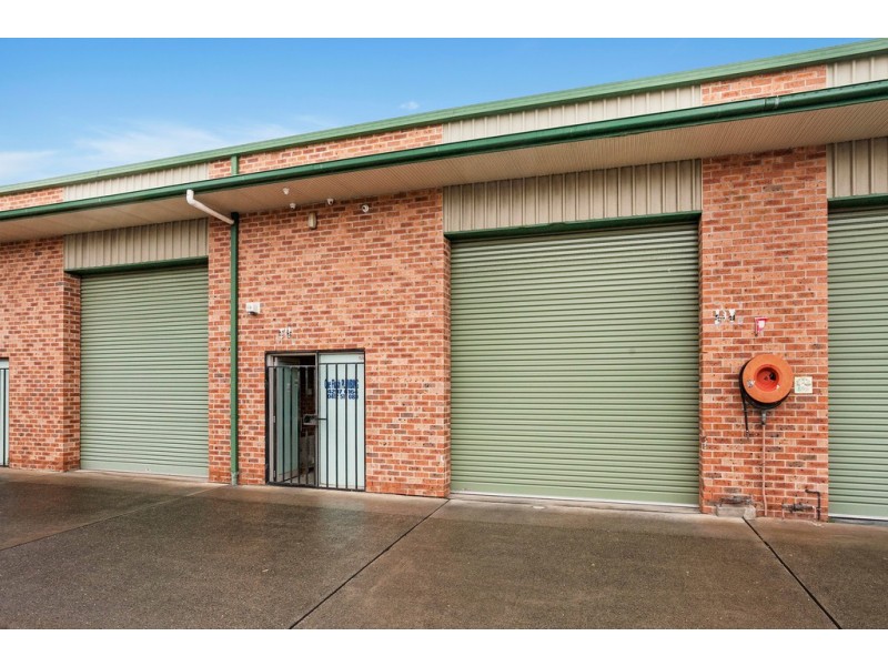 2/148 Industrial Road, Oak Flats NSW 2529