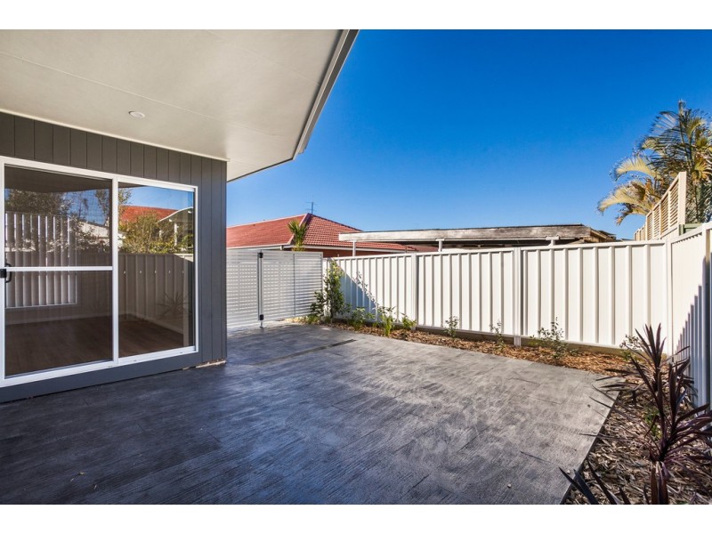 2/43 Veronica Street, Warilla NSW 2528