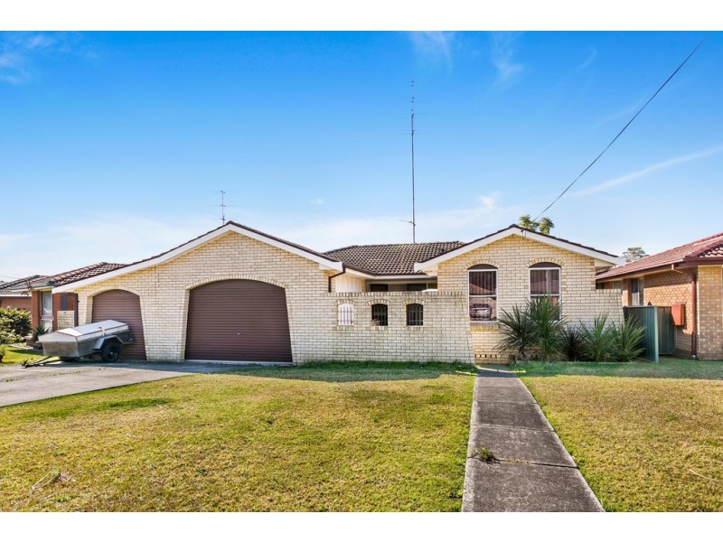 13 Brigadoon Circuit, Oak Flats NSW 2529