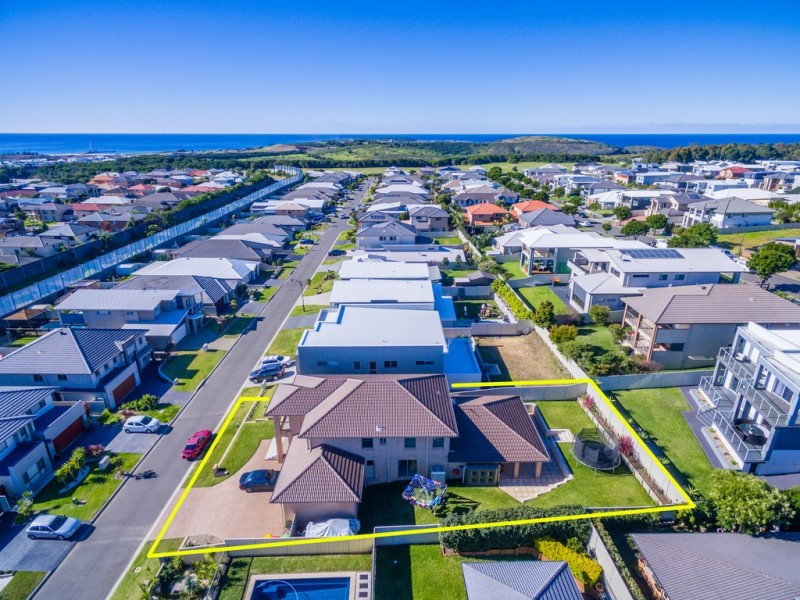 8 Huntingdale Close, Shell Cove NSW 2529