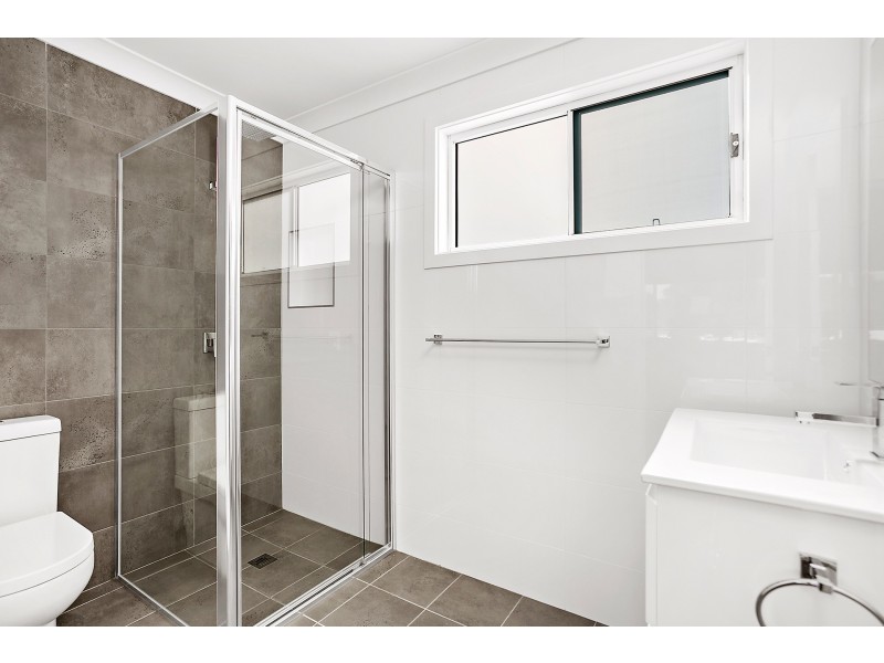 1/21 Theodore Street, Oak Flats NSW 2529