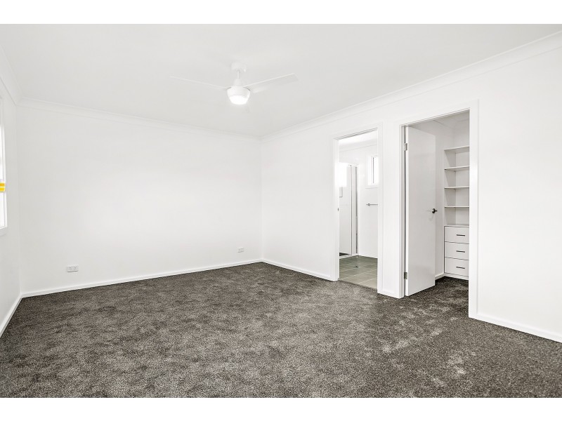 1/21 Theodore Street, Oak Flats NSW 2529