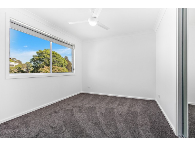 2/21 Theodore Street, Oak Flats NSW 2529