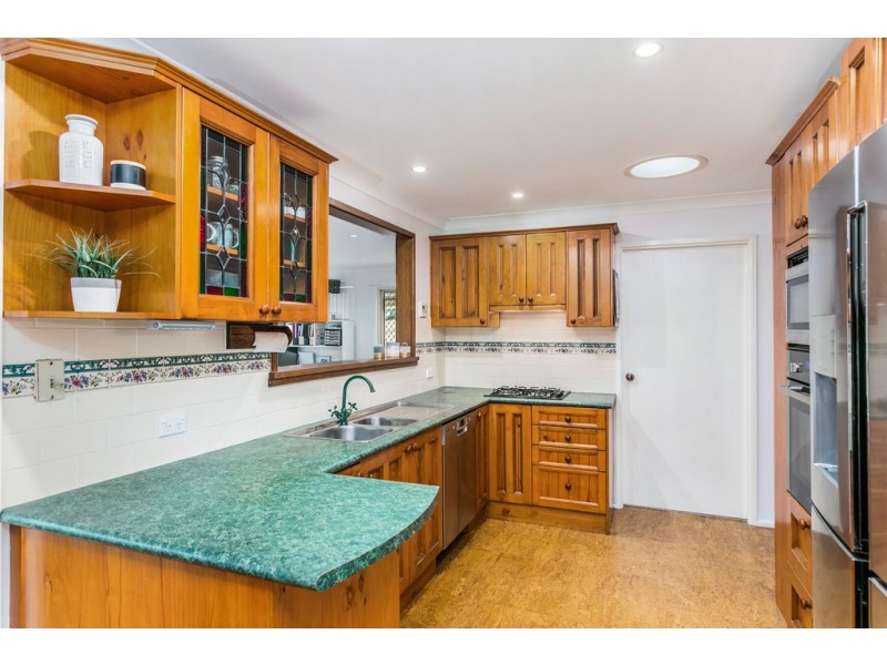 146 Central Avenue, Oak Flats NSW 2529