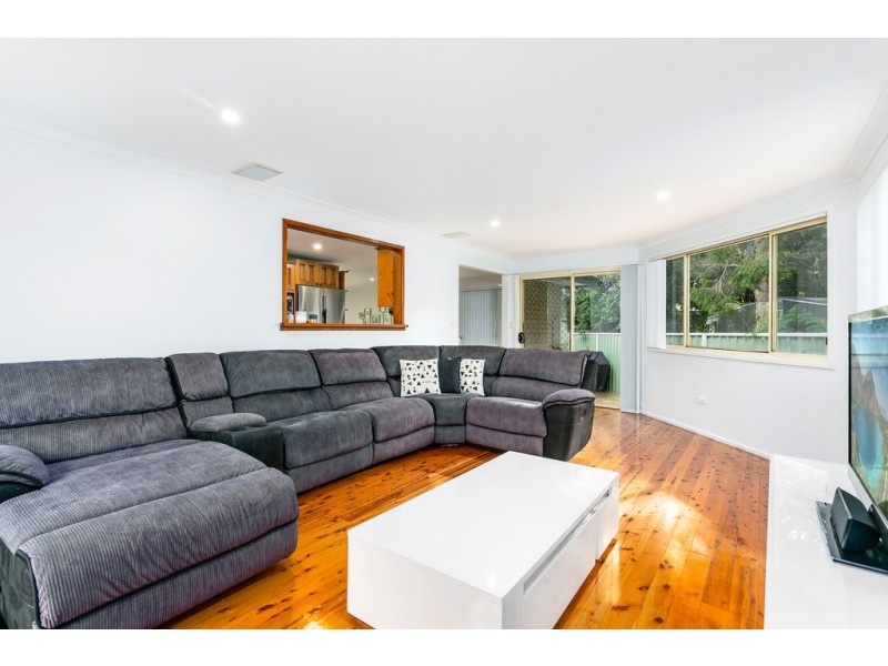 146 Central Avenue, Oak Flats NSW 2529