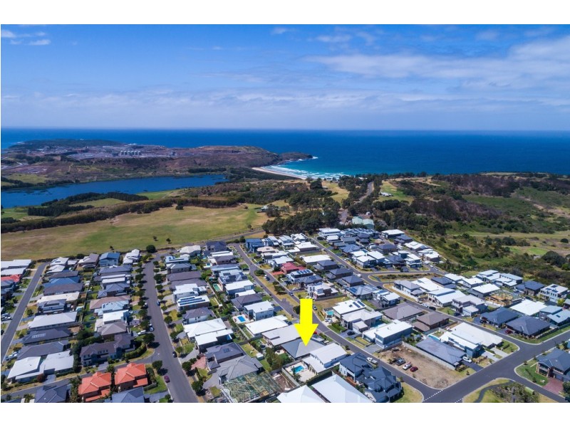 24 Coolum Parkway, Shell Cove NSW 2529