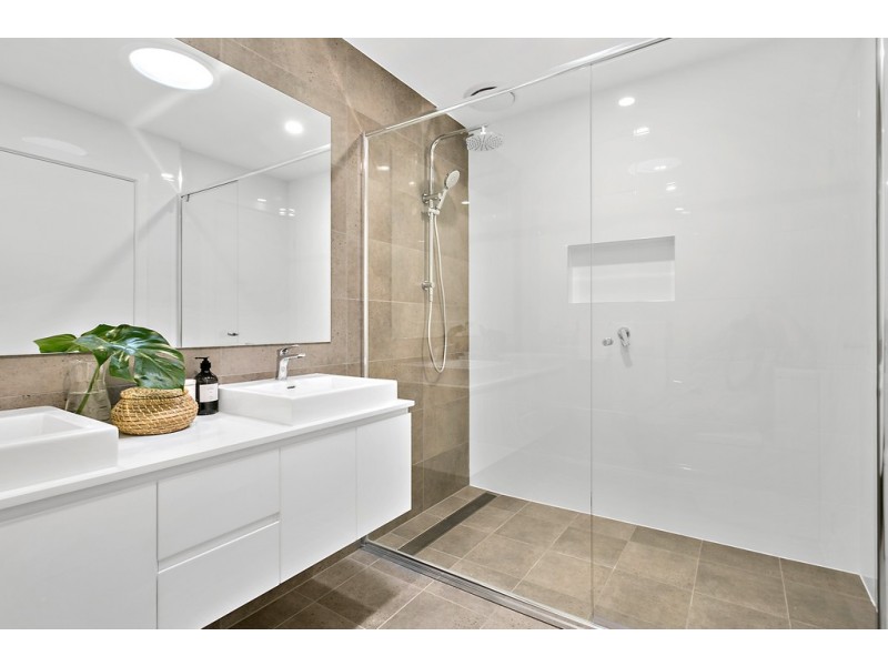 Unit 3/4 Gardeners Crescent, Shellharbour NSW 2529