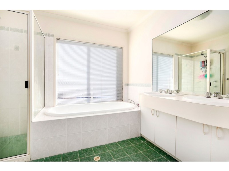 57 Ragamuffin Circuit, Shell Cove NSW 2529