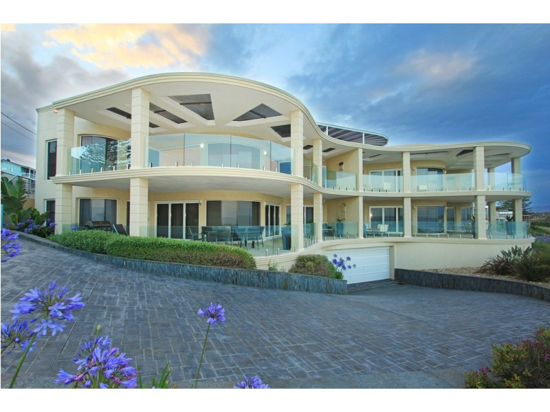 5/2 Surf Road, Shellharbour NSW 2529