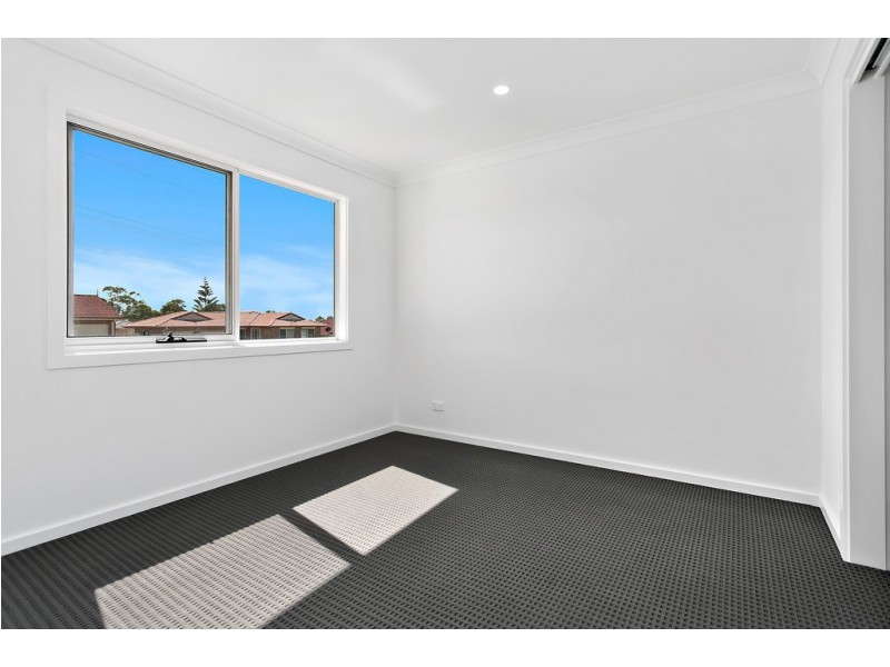 1/140 Pioneer Drive, Flinders NSW 2529