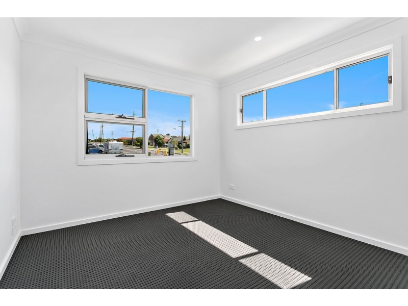 1/140 Pioneer Drive, Flinders NSW 2529