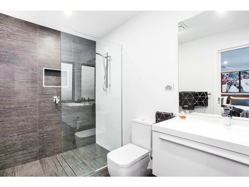 73 Rosemont Circuit, Flinders NSW 2529