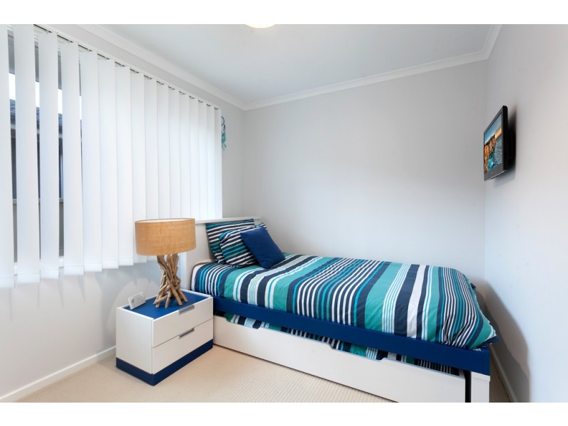 34 Loftus Drive, Barrack Heights NSW 2528