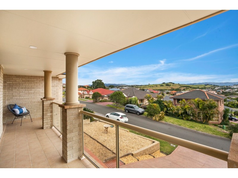 12 Collins Way, Flinders NSW 2529