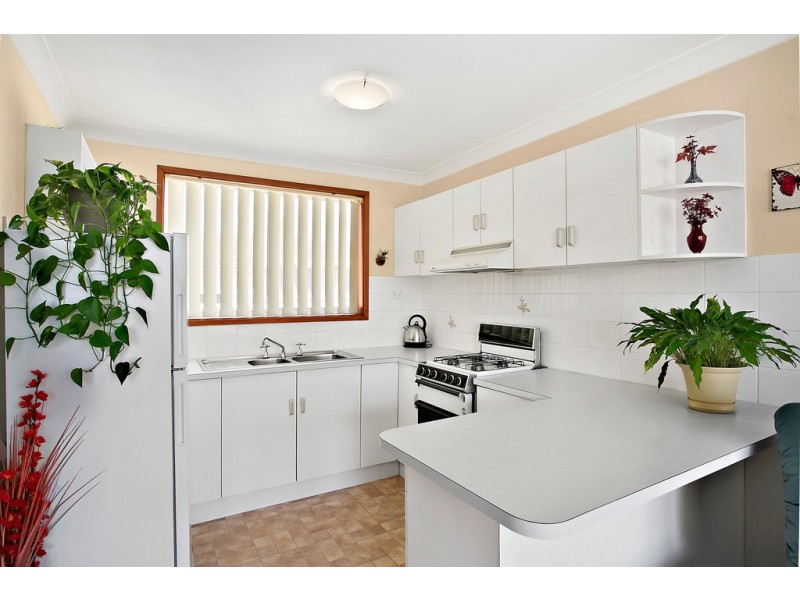 9/5 Madden Street, Oak Flats NSW 2529