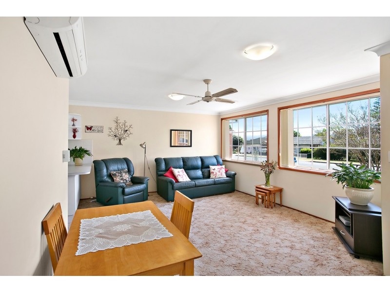 9/5 Madden Street, Oak Flats NSW 2529