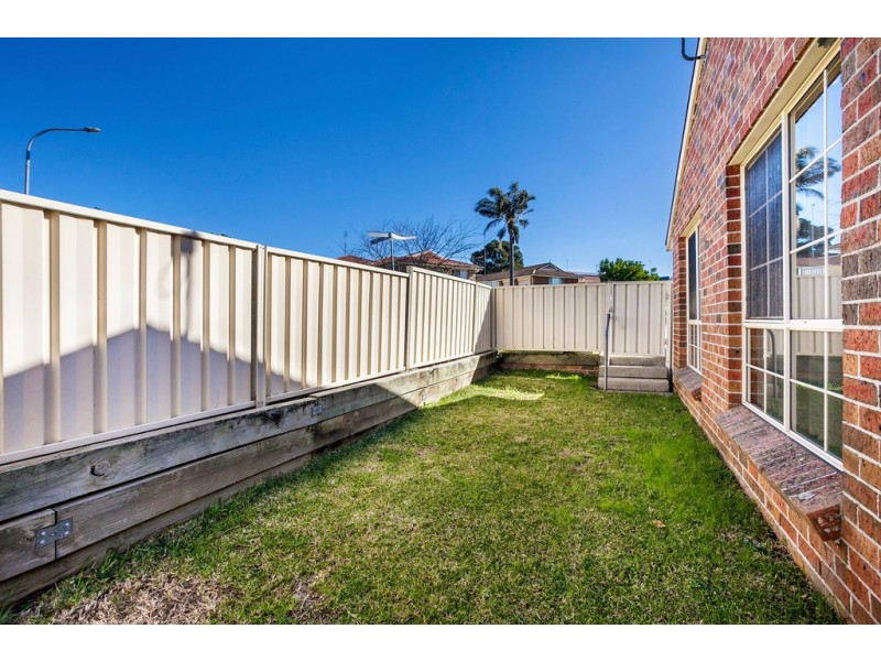 1/57 Berringer Way, Flinders NSW 2529