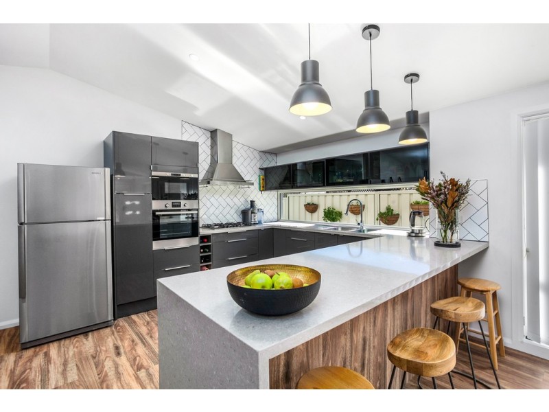 20 Arcadia Street, Warilla NSW 2528