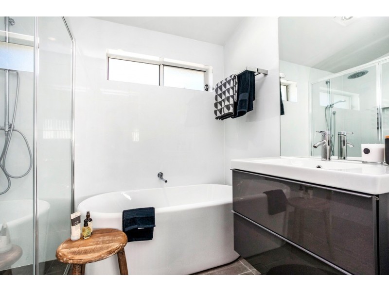 20 Arcadia Street, Warilla NSW 2528