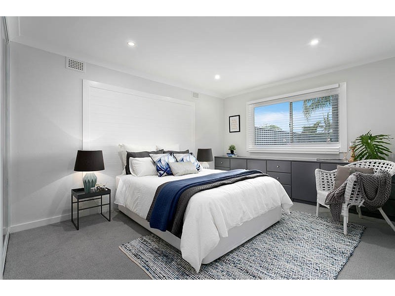117 Parkes Street, Oak Flats NSW 2529